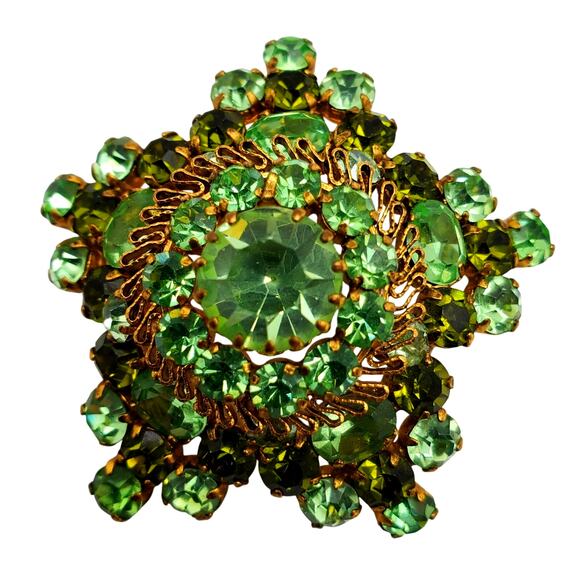 Star Dome Green Rhinestone Brooch Austria Peridot Crystal Pin Gold Filigree - Picture 1 of 10
